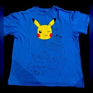 Boys short sleeve shirt.